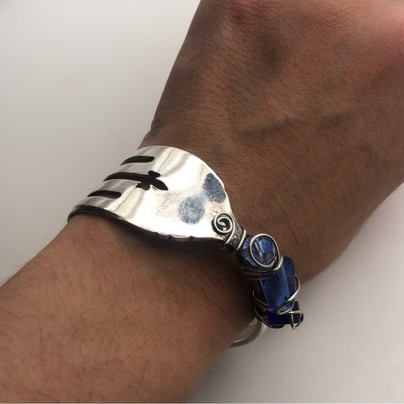 VTG Curved Fork Cutlery Bracelet w Wire Wrapped Glass Bead Accents 7” C & 2” D - Picture 6 of 10